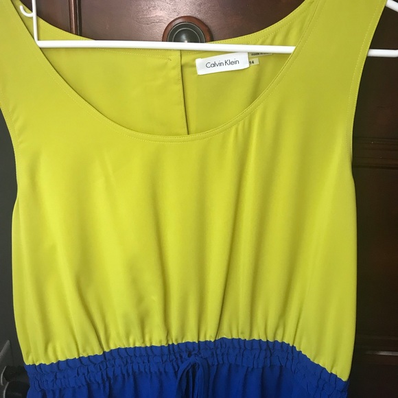 Calvin Klein lightweight dress - Picture 2 of 2